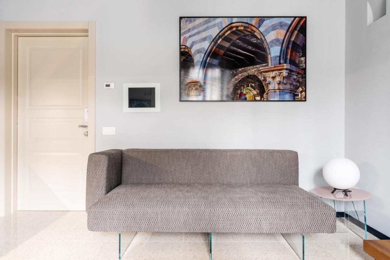 Palazzo Visconti - By Myhomeincomo Buitenkant foto